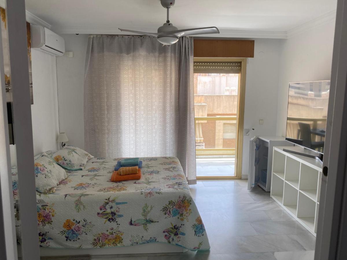 Malaga Centro Habitaciones Privada En Apartamento Compartidos Ngoại thất bức ảnh